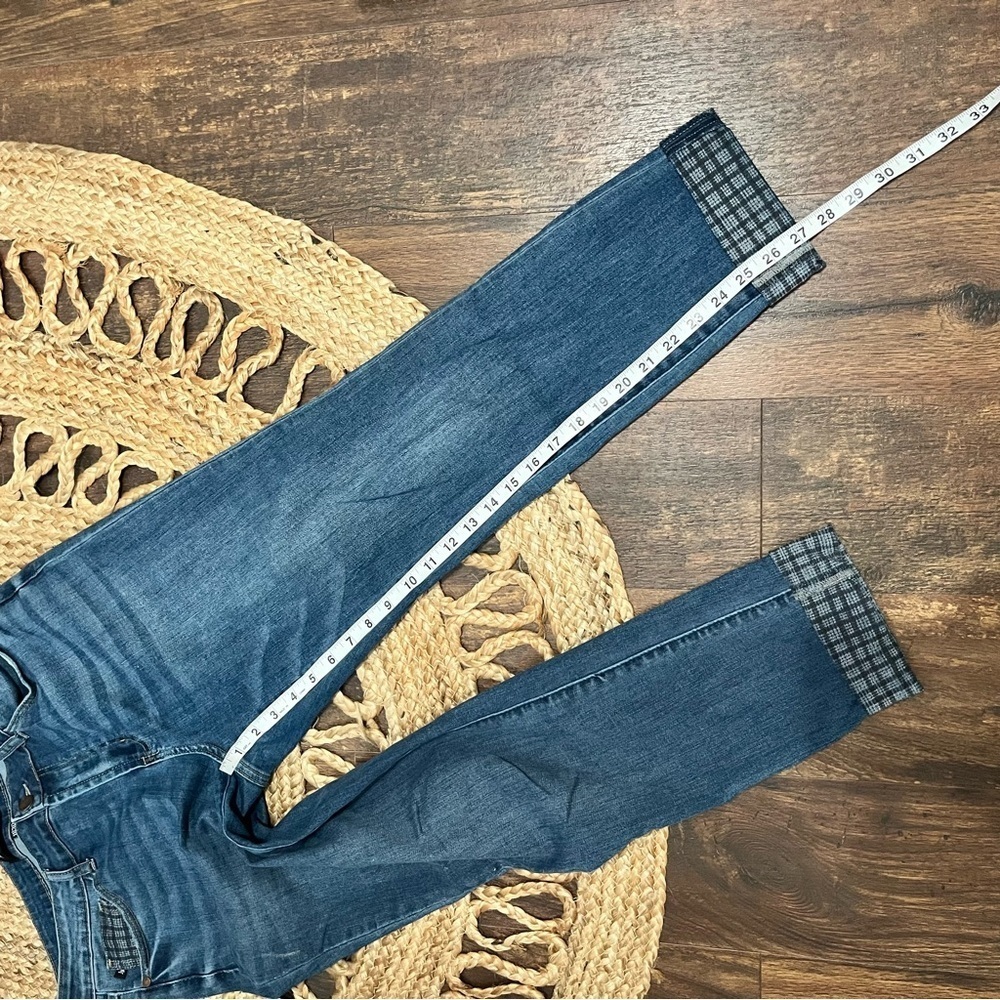 Judy Blue Jeans Womens 1/30 Plaid Print Cuff Slim Fit Medium Blue Stretch Denim - Picture 3 of 4